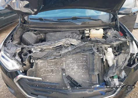 2020 Chevrolet Traverse Fwd Ls from USA, damaged, VIN 1GNERFKW1LJ170339